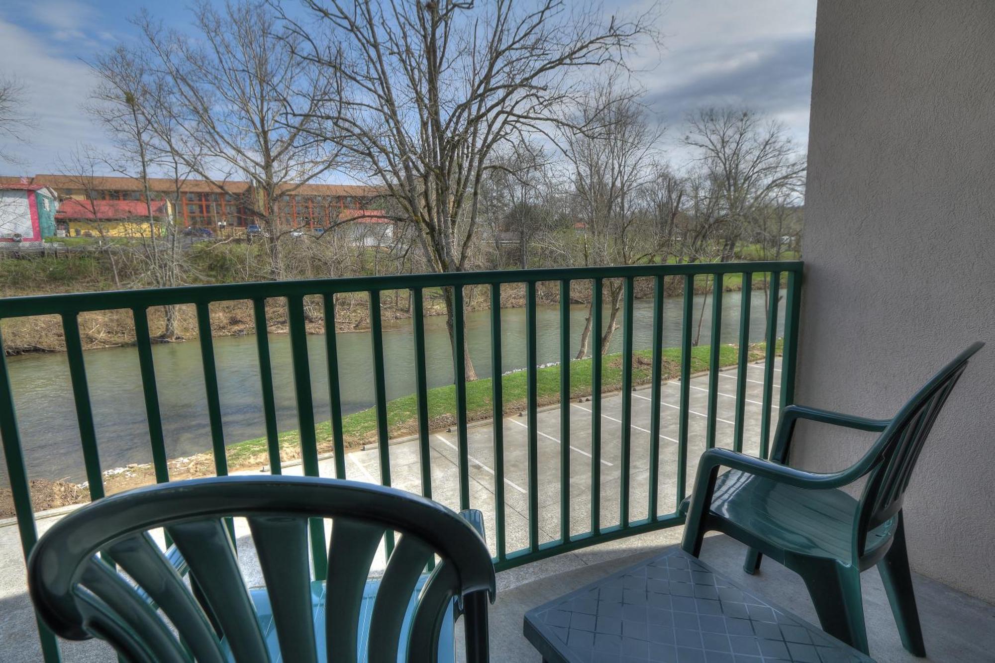 Pigeon River Inn Pigeon Forge Exteriör bild