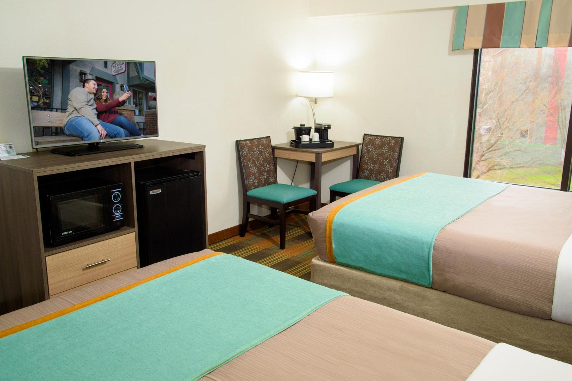 Pigeon River Inn Pigeon Forge Rum bild
